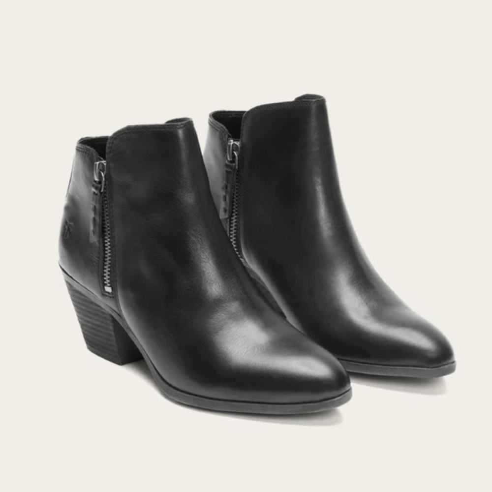 Frye Judith Black Leather Ankle Boots